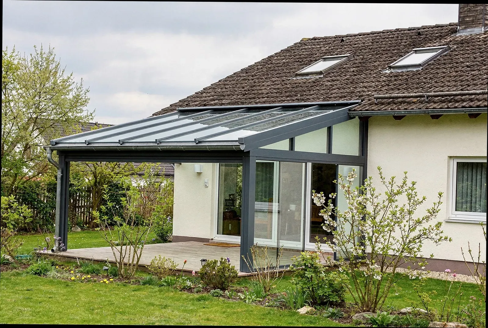 Moderne Terrassenüberdachung in Düsseldorf
